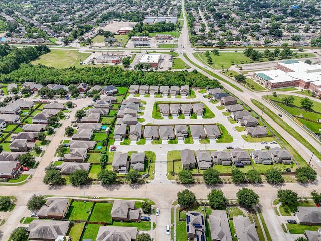 2819 Pine Estate Lane, Houston, TX 77014