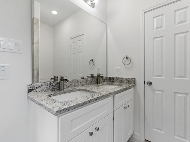 2819 Pine Estate Lane, Houston, TX 77014