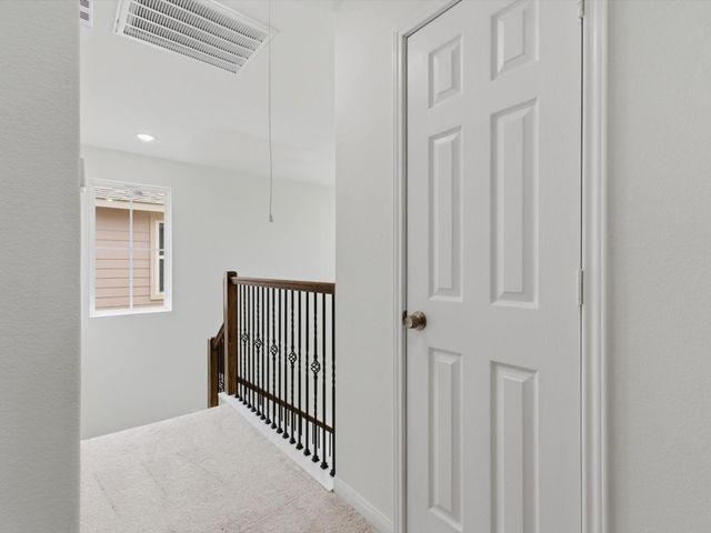 2819 Pine Estate Lane, Houston, TX 77014