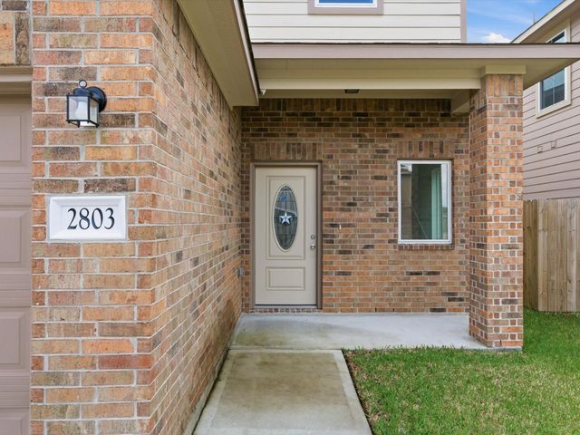2819 Pine Estate Lane, Houston, TX 77014