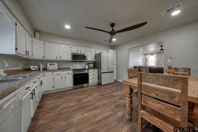 20663 Cr 4129, Lindale, TX 75771