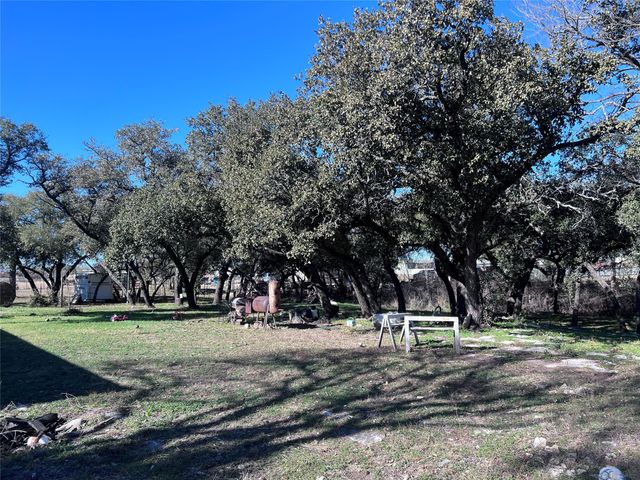 285 Sorrel Court, Stephenville, TX 76401