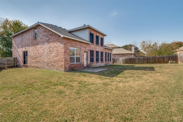 1922 High Meadow Street, Glenn Heights, TX 75154