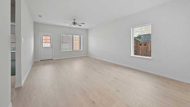 1318 Rusted Rail Drive, Princeton, TX 75407