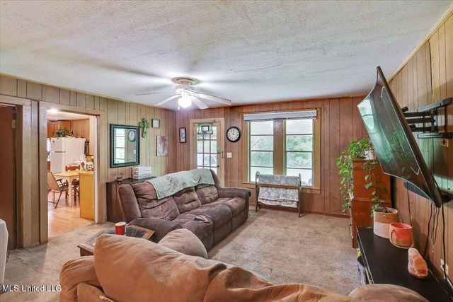 3515 Johnson Line Road, Bolton, MS 39041