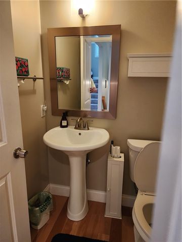 421 Shaler St., Mt Washington, PA 15211