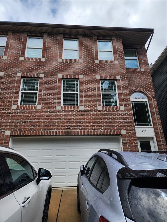 421 Shaler St., Mt Washington, PA 15211