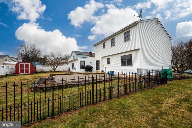 1326 FREDRICK BLVD, Reading, PA 19605