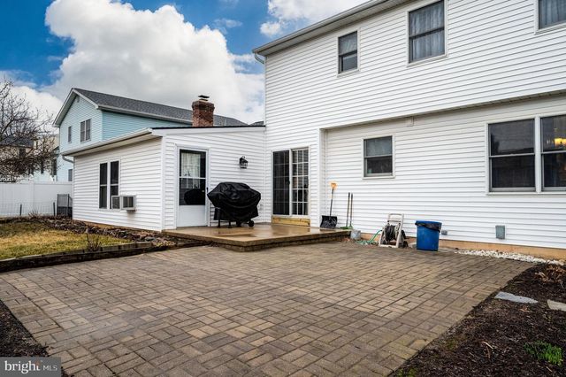 1326 FREDRICK BLVD, Reading, PA 19605