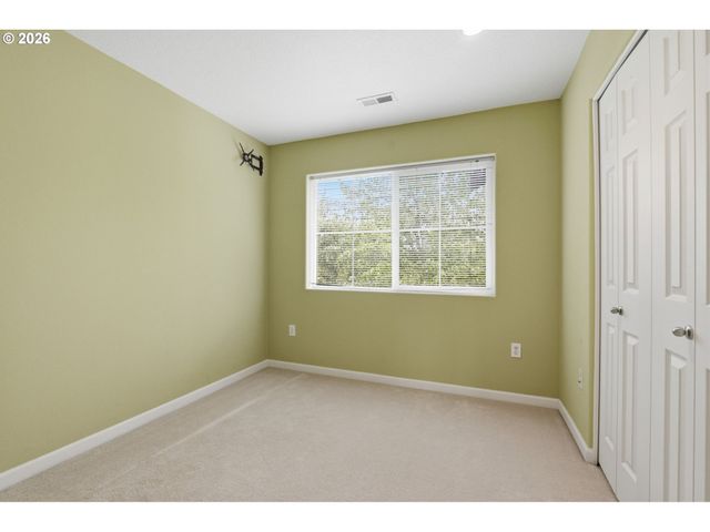 1847 Ne 102ND Ave, Hillsboro, OR 97006