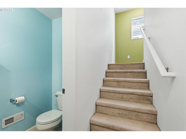 1847 Ne 102ND Ave, Hillsboro, OR 97006