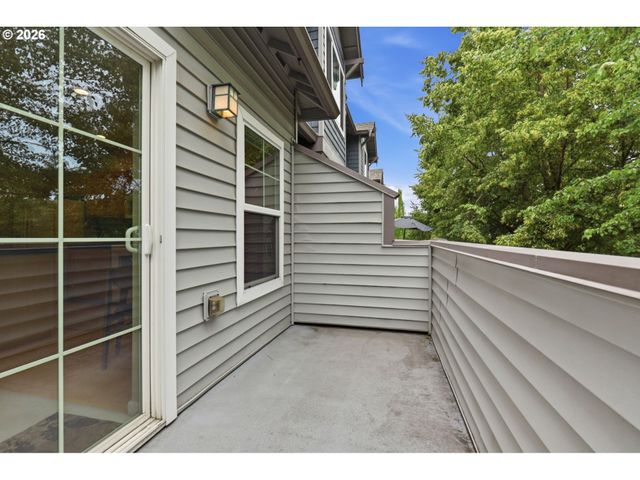 1847 Ne 102ND Ave, Hillsboro, OR 97006