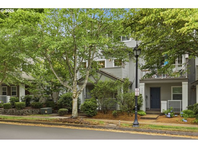 1847 Ne 102ND Ave, Hillsboro, OR 97006
