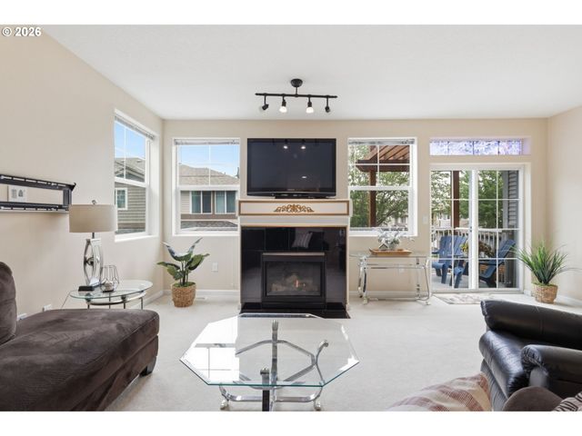 1847 Ne 102ND Ave, Hillsboro, OR 97006
