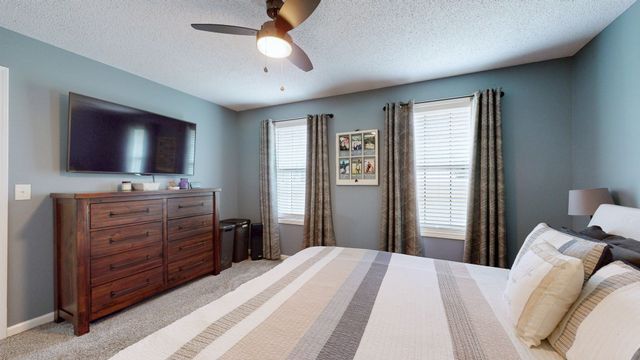 1304 Winding Way Dr, White House, TN 37188