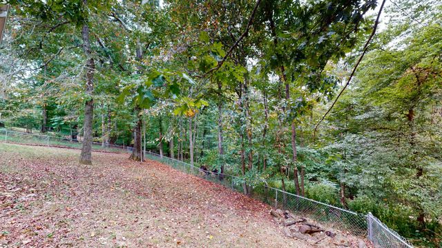 1304 Winding Way Dr, White House, TN 37188