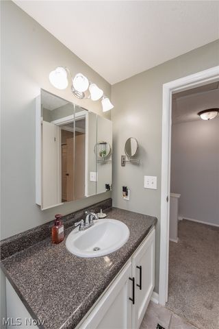 4757 Ledgewood Drive 9-D, Medina, OH 44256