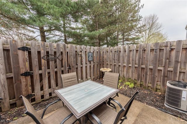 4757 Ledgewood Drive 9-D, Medina, OH 44256