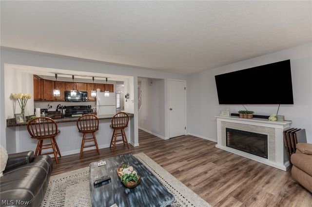 4757 Ledgewood Drive 9-D, Medina, OH 44256