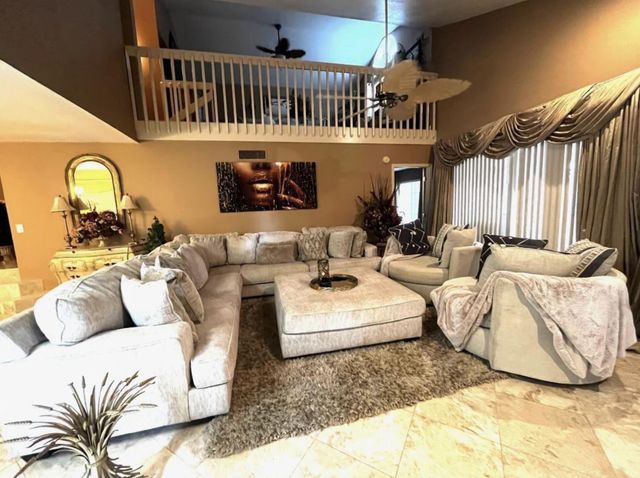 7485 Glendevon Lane 1108, Delray Beach, FL 33446