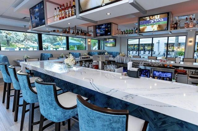 7485 Glendevon Lane 1108, Delray Beach, FL 33446