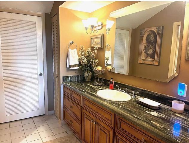 7485 Glendevon Lane 1108, Delray Beach, FL 33446