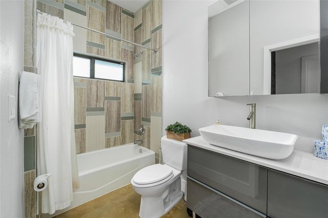 3311 Pennsylvania Ave A, Austin, TX 78721