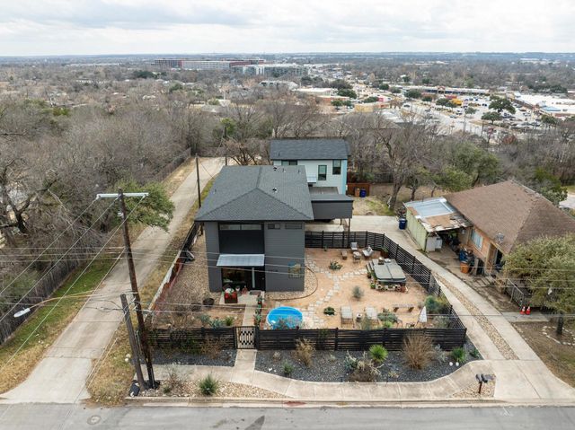 3311 Pennsylvania Ave A, Austin, TX 78721