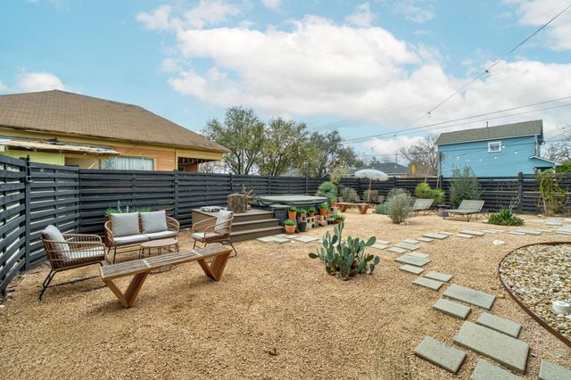 3311 Pennsylvania Ave A, Austin, TX 78721