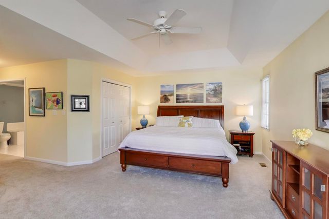 11144 Indian Woods Drive, Indian Head Park, IL 60525