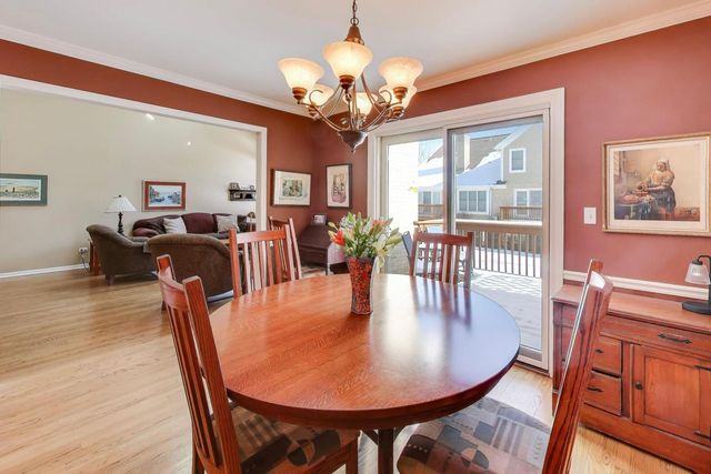 11144 Indian Woods Drive, Indian Head Park, IL 60525