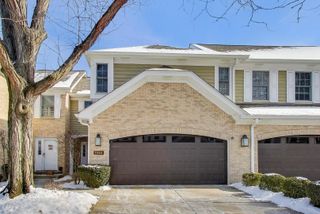 11144 Indian Woods Drive, Indian Head Park, IL 60525