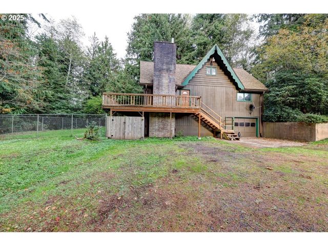 42996 VALLEY CREEK Ln, Astoria, OR 97103