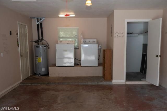 820 Tarpon ST, Fort Myers, FL 33916