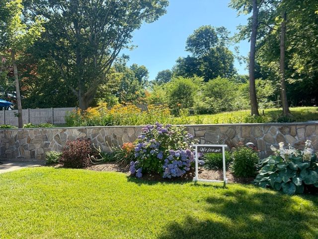 82 Main Street, Rockport, MA 01966