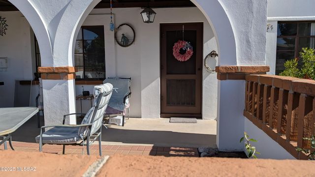 189 S Paseo Pena Apt B, Green Valley, AZ 85614