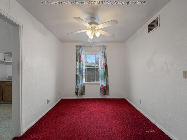 2039 Benedict Circle, St Albans, WV 25177