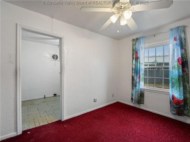 2039 Benedict Circle, St Albans, WV 25177