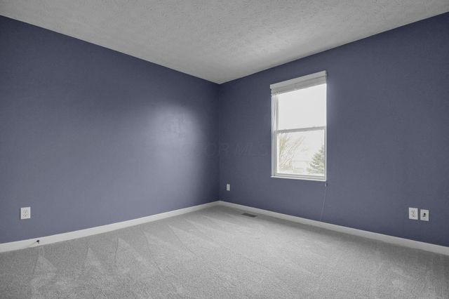 2230 Seton Drive, Lewis Center, OH 43035