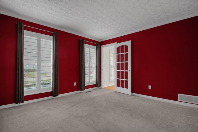 2230 Seton Drive, Lewis Center, OH 43035