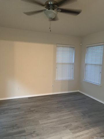 9710 Country Shadow, San Antonio, TX 78254