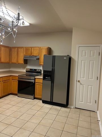 9710 Country Shadow, San Antonio, TX 78254