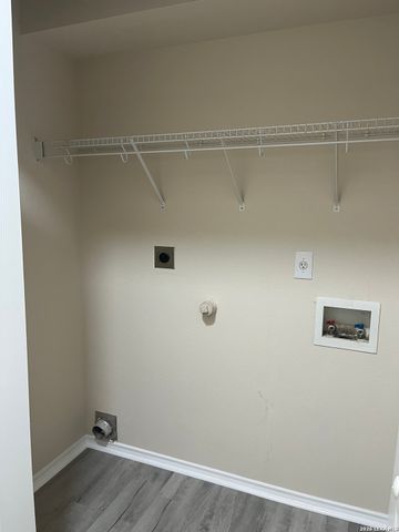 9710 Country Shadow, San Antonio, TX 78254