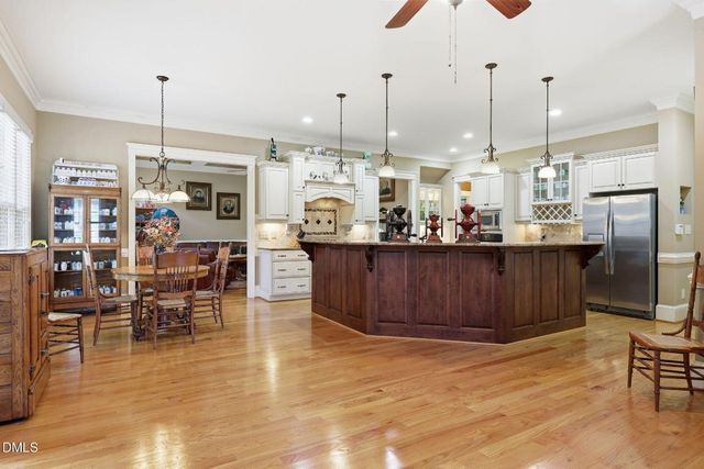 2612 Whistleberry Court, Apex, NC 27539