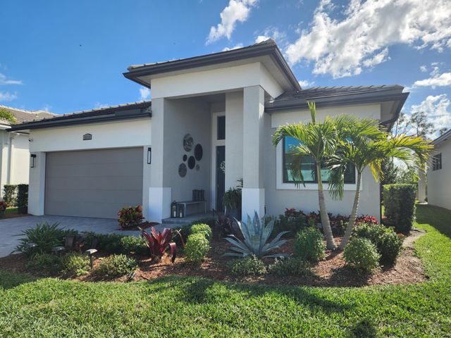 2133 SE Mosaic Boulevard, Port St. Lucie, Port St Lucie, FL 34984