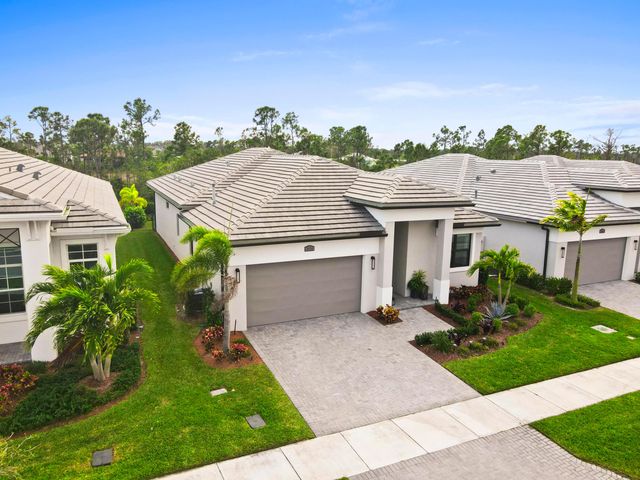 2133 SE Mosaic Boulevard, Port St. Lucie, Port St Lucie, FL 34984