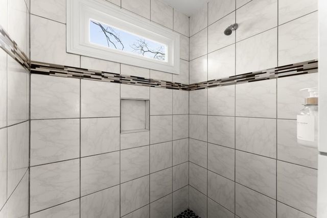 995 Dell SE Avenue, Smyrna, GA 30080