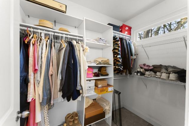 995 Dell SE Avenue, Smyrna, GA 30080