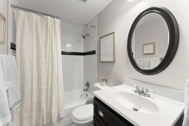 995 Dell SE Avenue, Smyrna, GA 30080