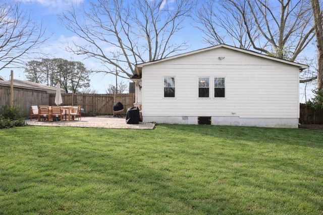 995 Dell SE Avenue, Smyrna, GA 30080